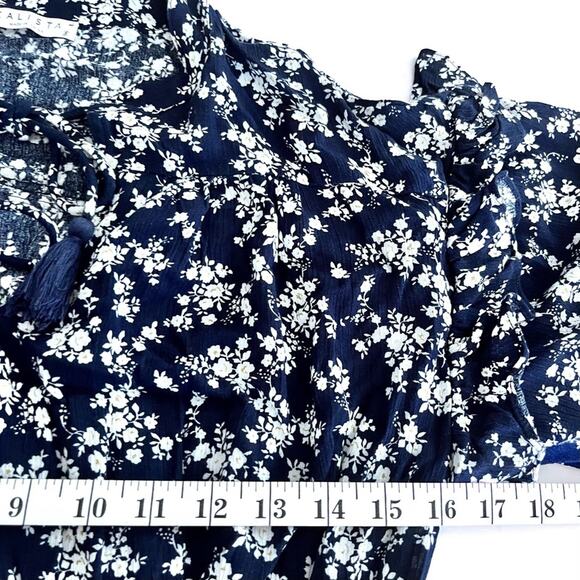 Calista Anthropologie Navy Blue Ditsy Floral Print Tiered Dress size Small - Picture 14 of 14